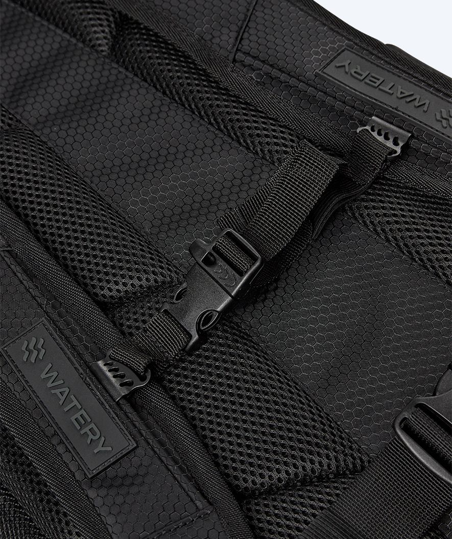 Watery uimakassi - Raider Pro 45L - Musta