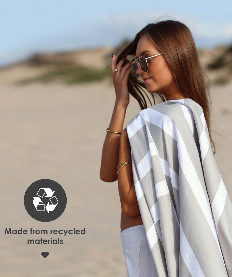 Summersand mikrokuitupyyhe - Marble Sand (Valkoinen)