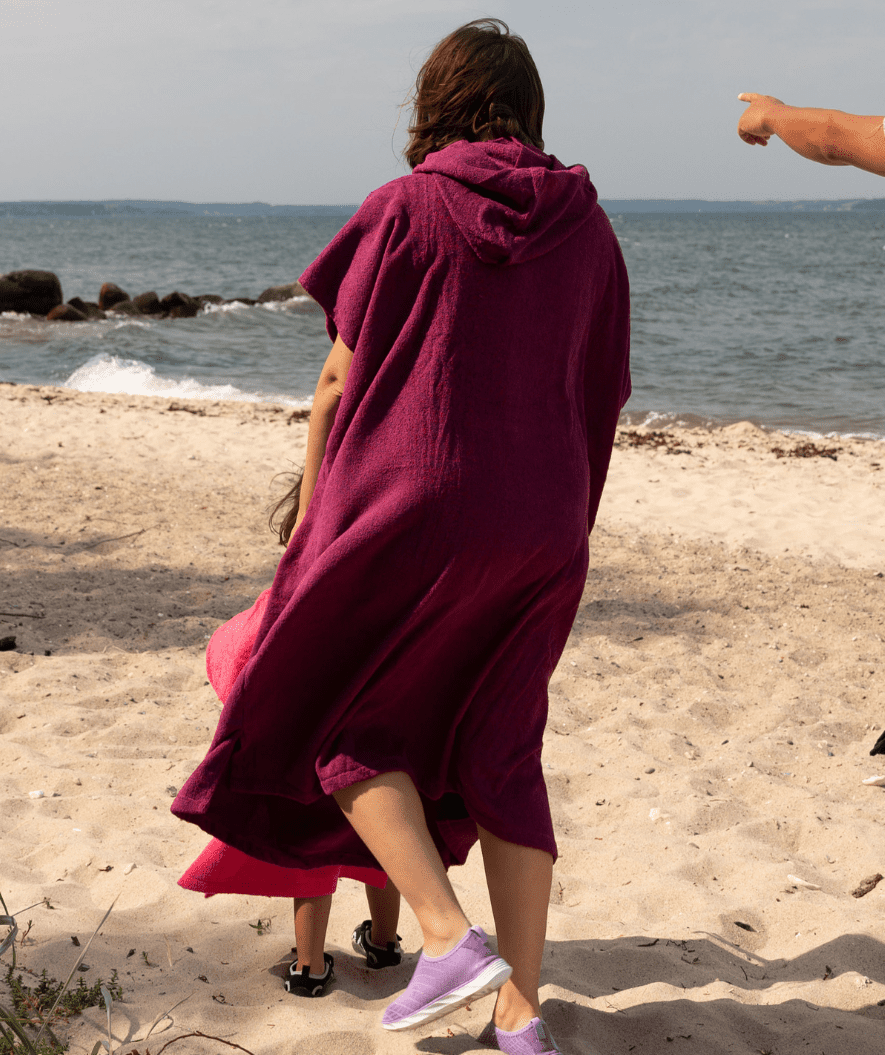 Watery kylpyponcho aikuisille - puuvilla - Musta