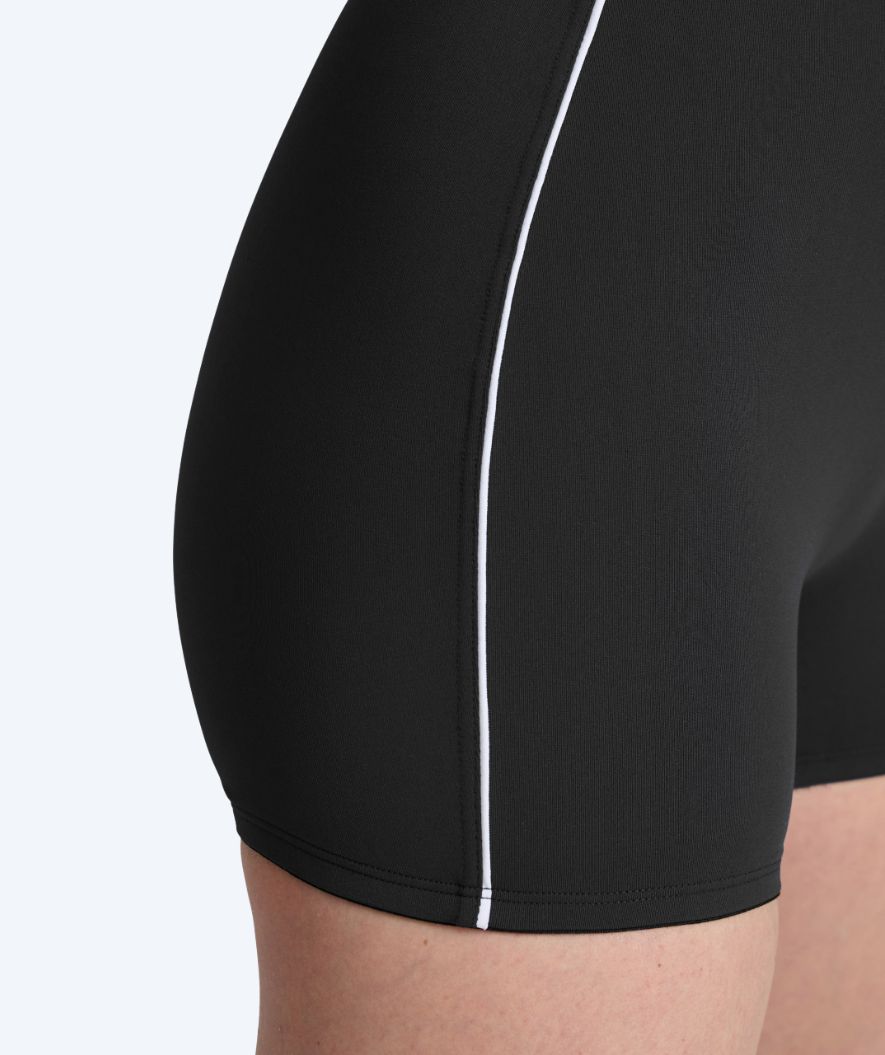 Arena uimapuku hameella naisille - Finding HL - Musta