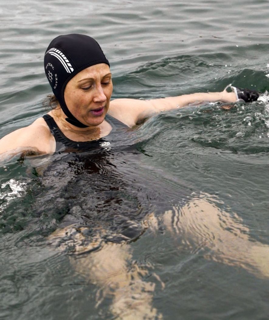 Watery neopreenihuppu - Reptile (3 mm) - Musta