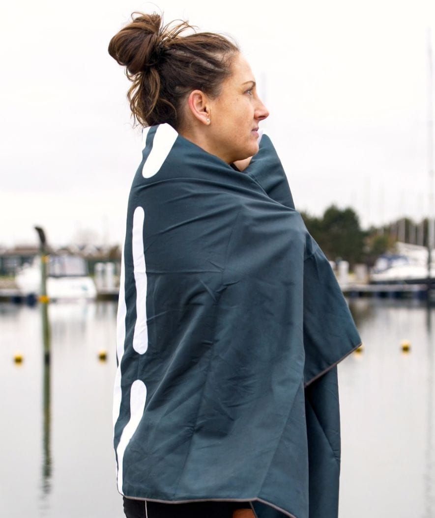 Watery mikrokuitupyyhe (160 x 80 cm) - Eco Nebraska - Tummansininen