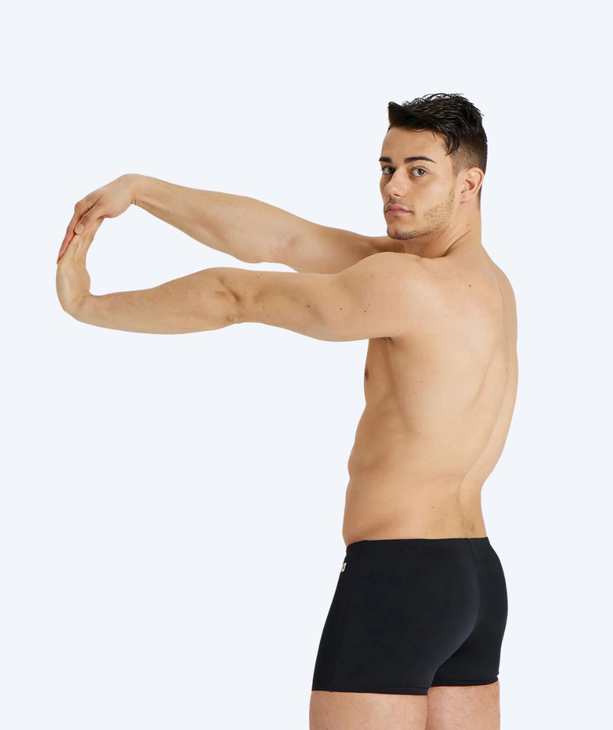 Arena uikkarit miehille - Team Solid - Musta