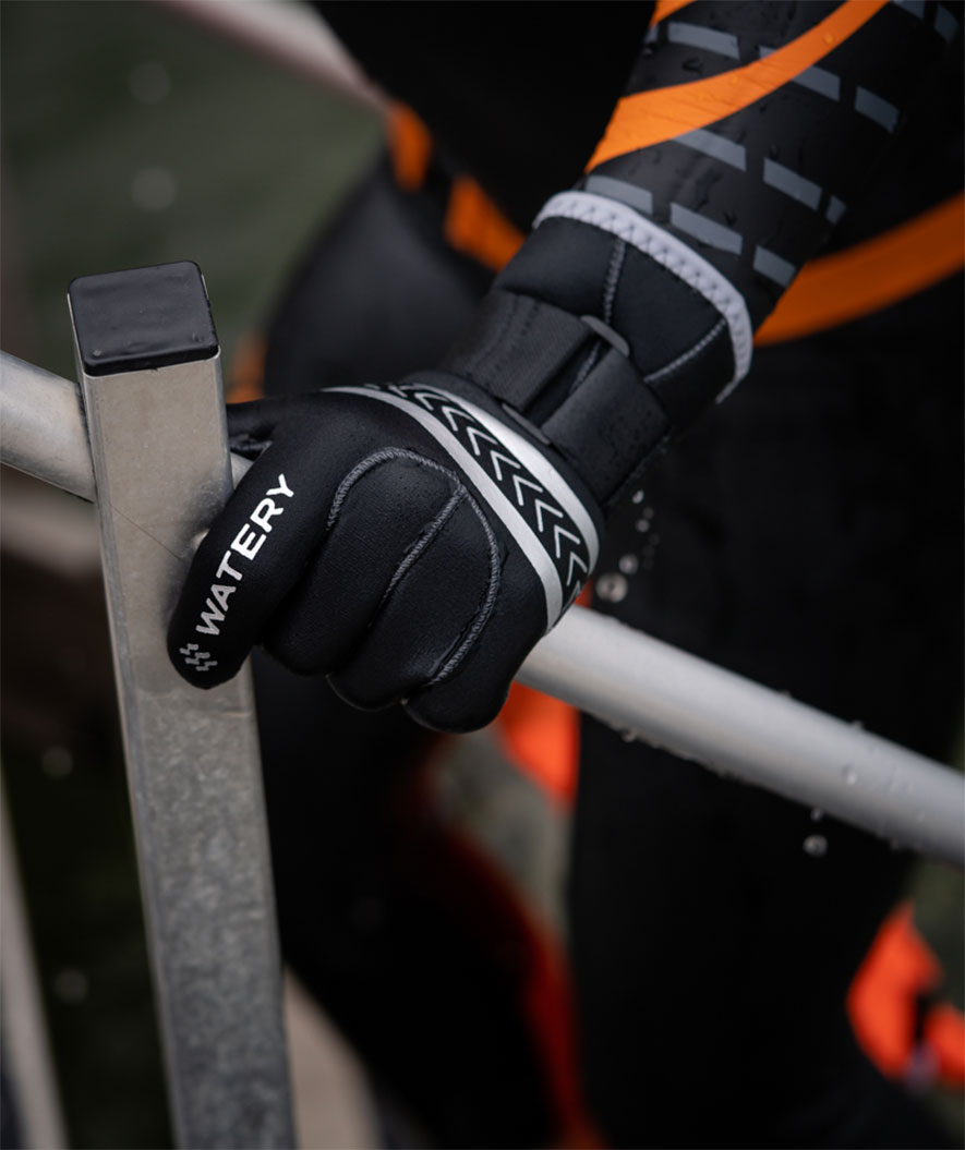 Watery neopreenihanskat - Reptile (3mm) - Musta