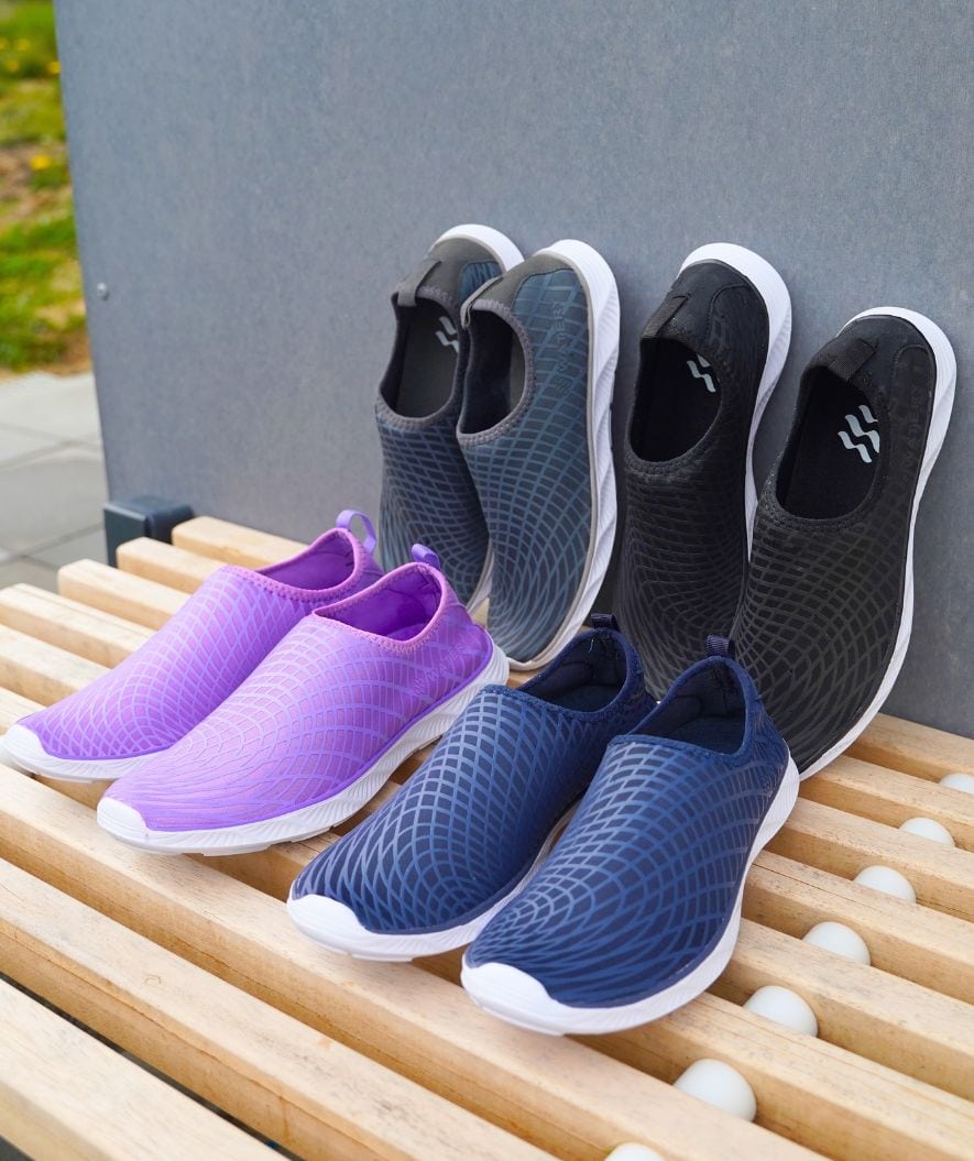 Watery uimakengät aikuisille - Kawaii - Musta