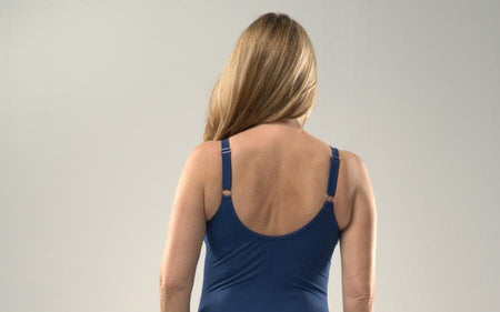 Uimapuvut kaarituella