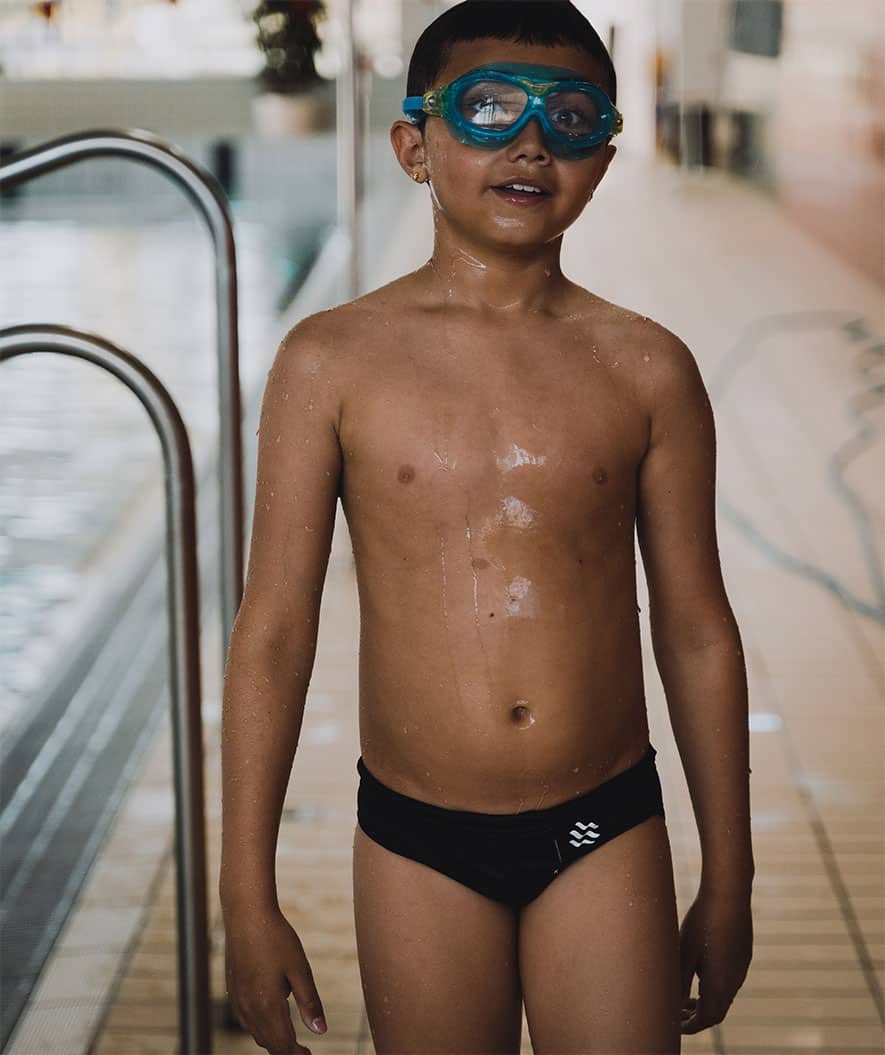 Watery kolmiouimahousut pojille - Budgie Eco - Musta