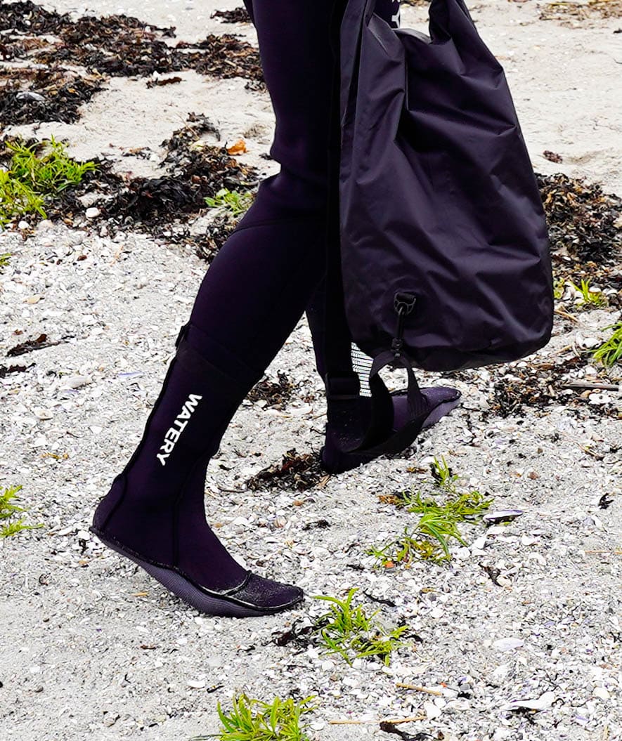 Watery neopreenisetti - Calder Pro (2,5 - 4mm) - Musta