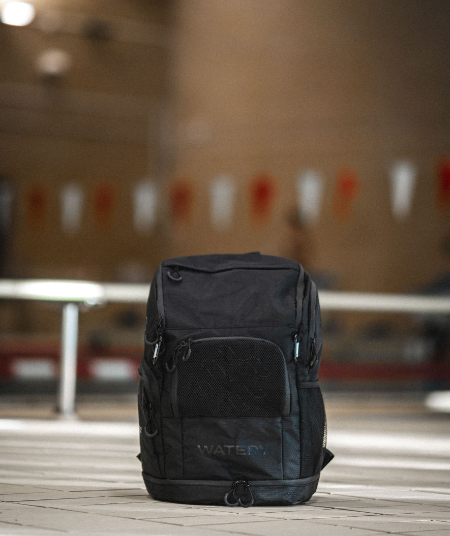 Watery uimakassi - Raider Pro 45L - Musta