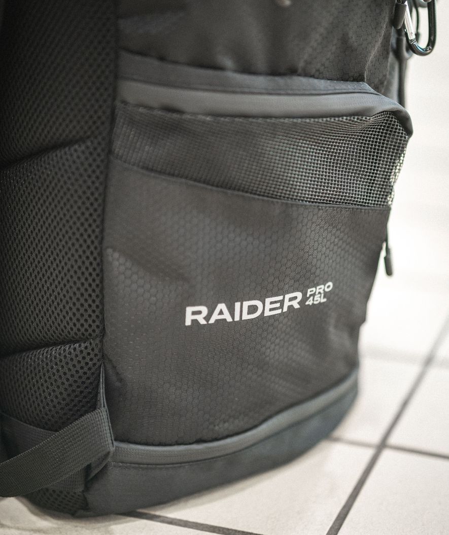 Watery uimakassi - Raider Pro 45L - Musta