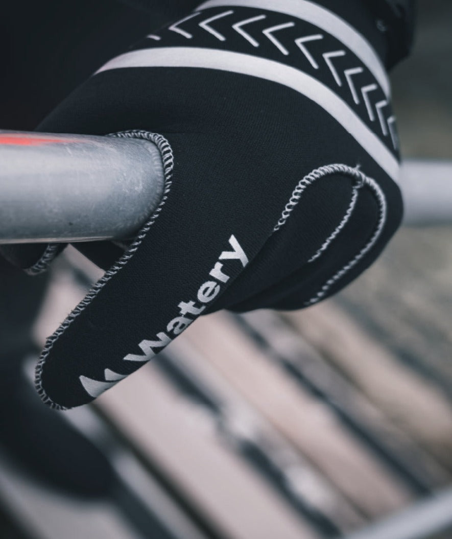 Watery neoprensetti - Thermal Reptile (3 mm) - Musta/hopea