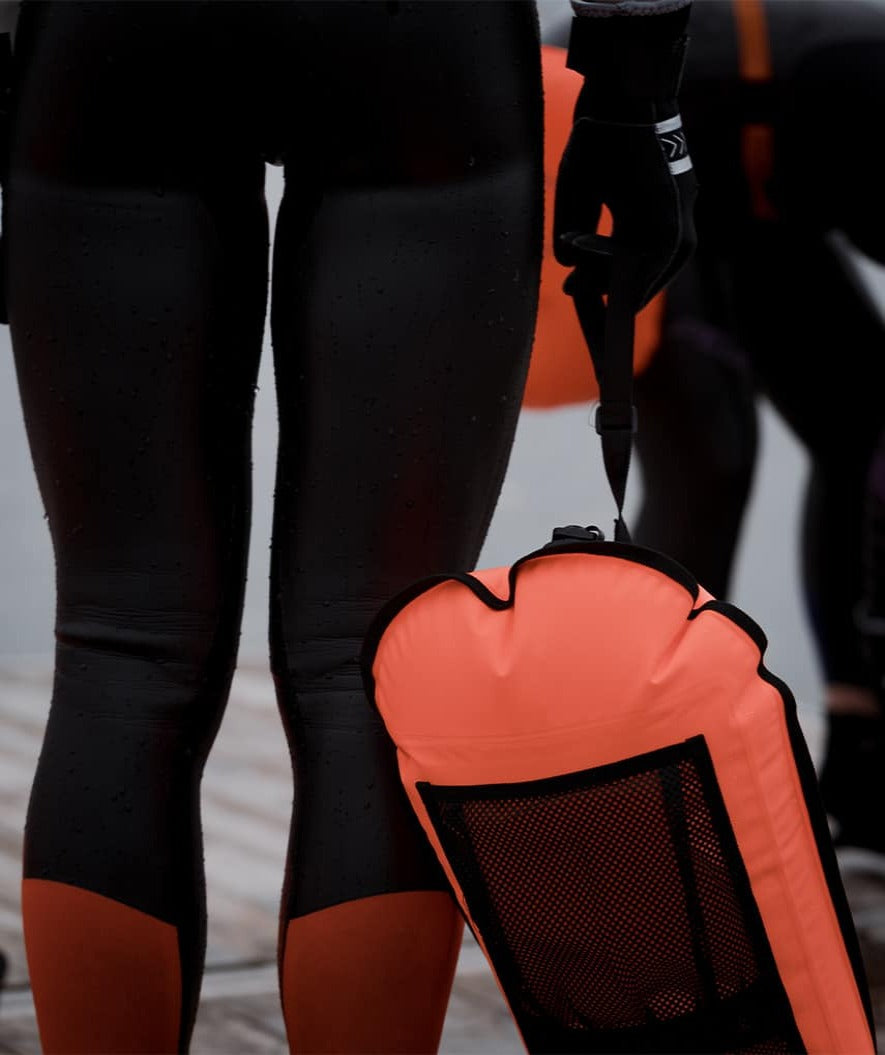 Watery avovesiuintipoiju uintiin - Pro 28L - Oranssi