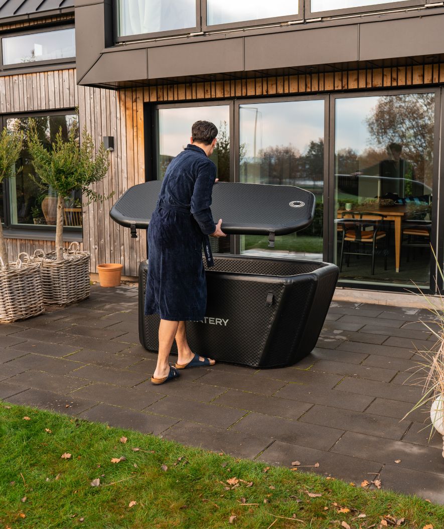 Watery ilmatäytteinen kylmäallas - Ace - Musta
