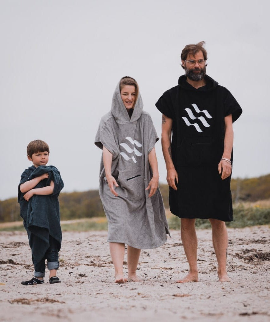 Watery kylpyponcho aikuisille - puuvilla - Musta