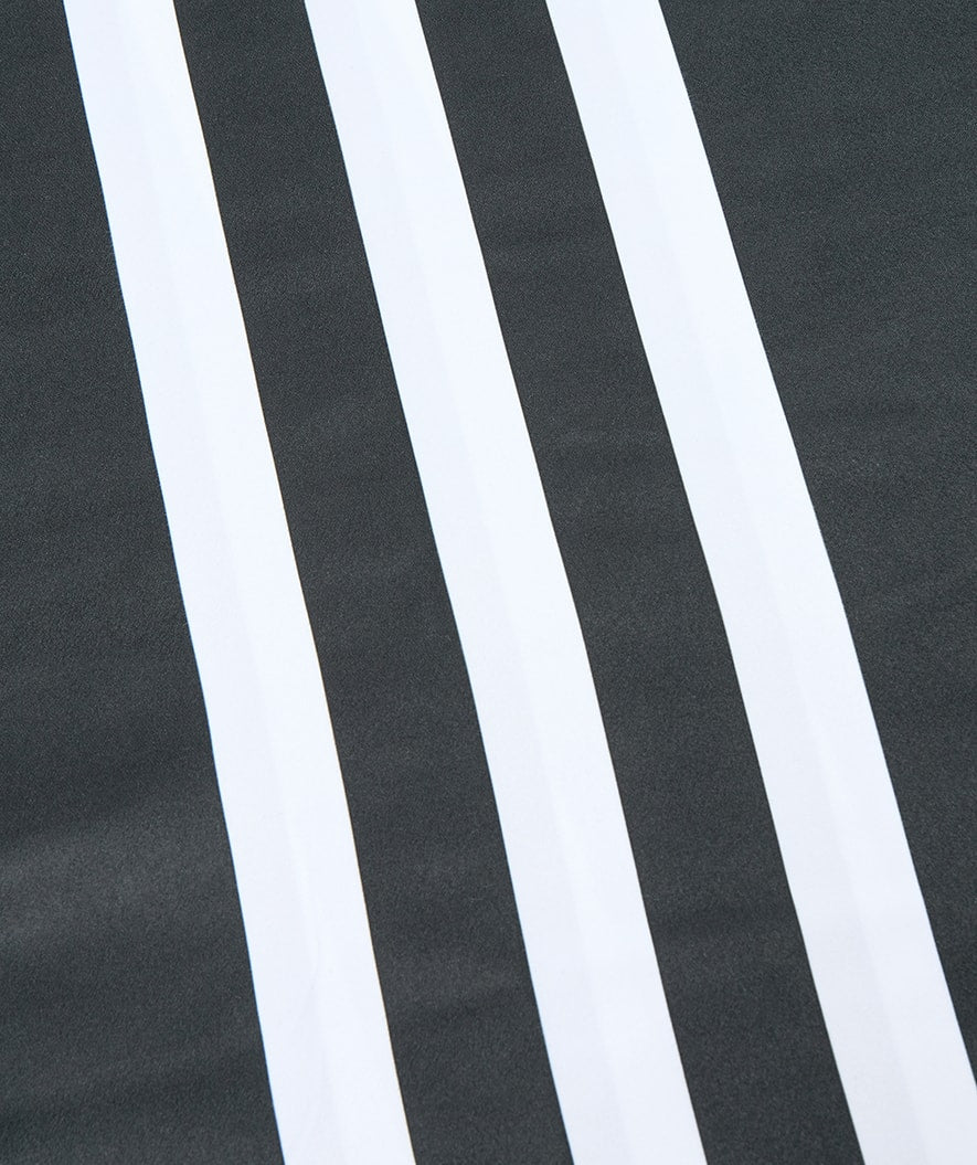 Watery mikrokuitupyyhe (180 x 200 cm) - Eco Nebraska Perhe - Musta