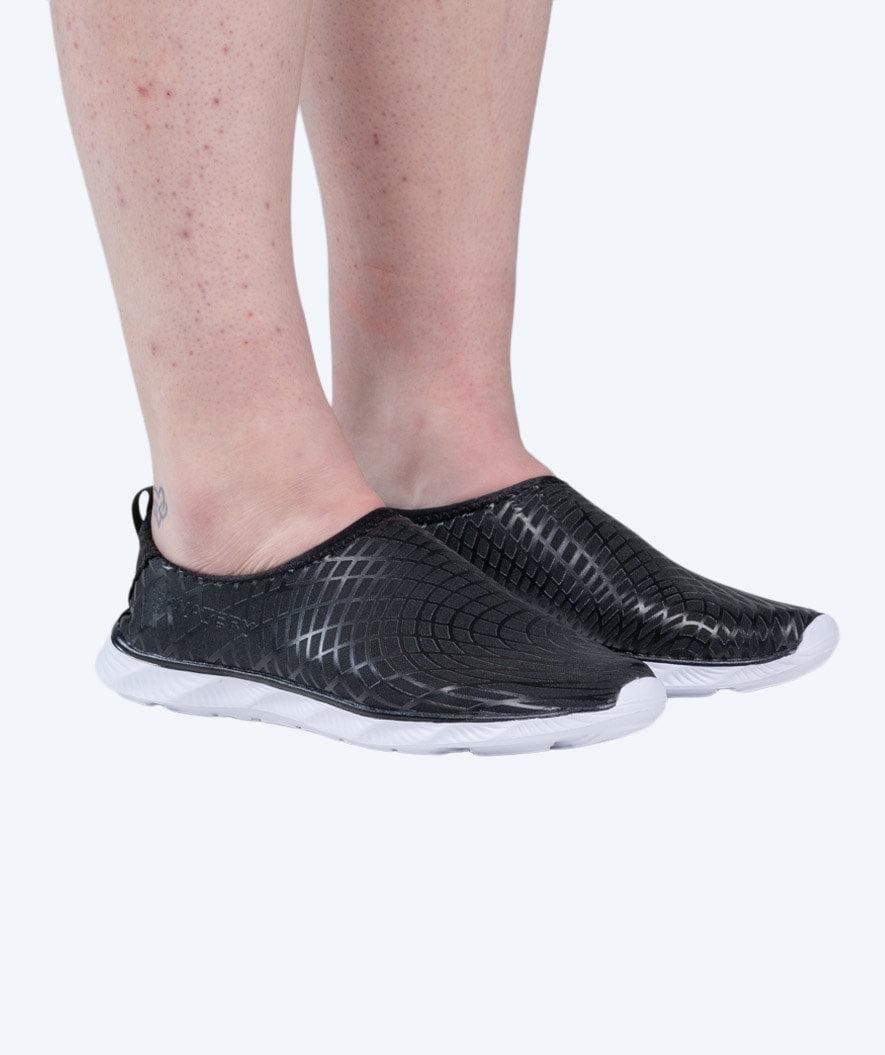 Watery uimakengät aikuisille - Kawaii - Musta