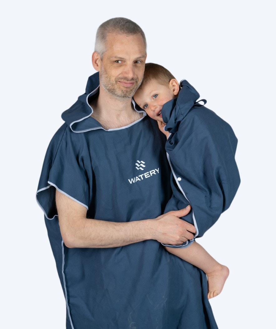 Watery kylpyponcho aikuisille - mikrokuitu - tummansininen