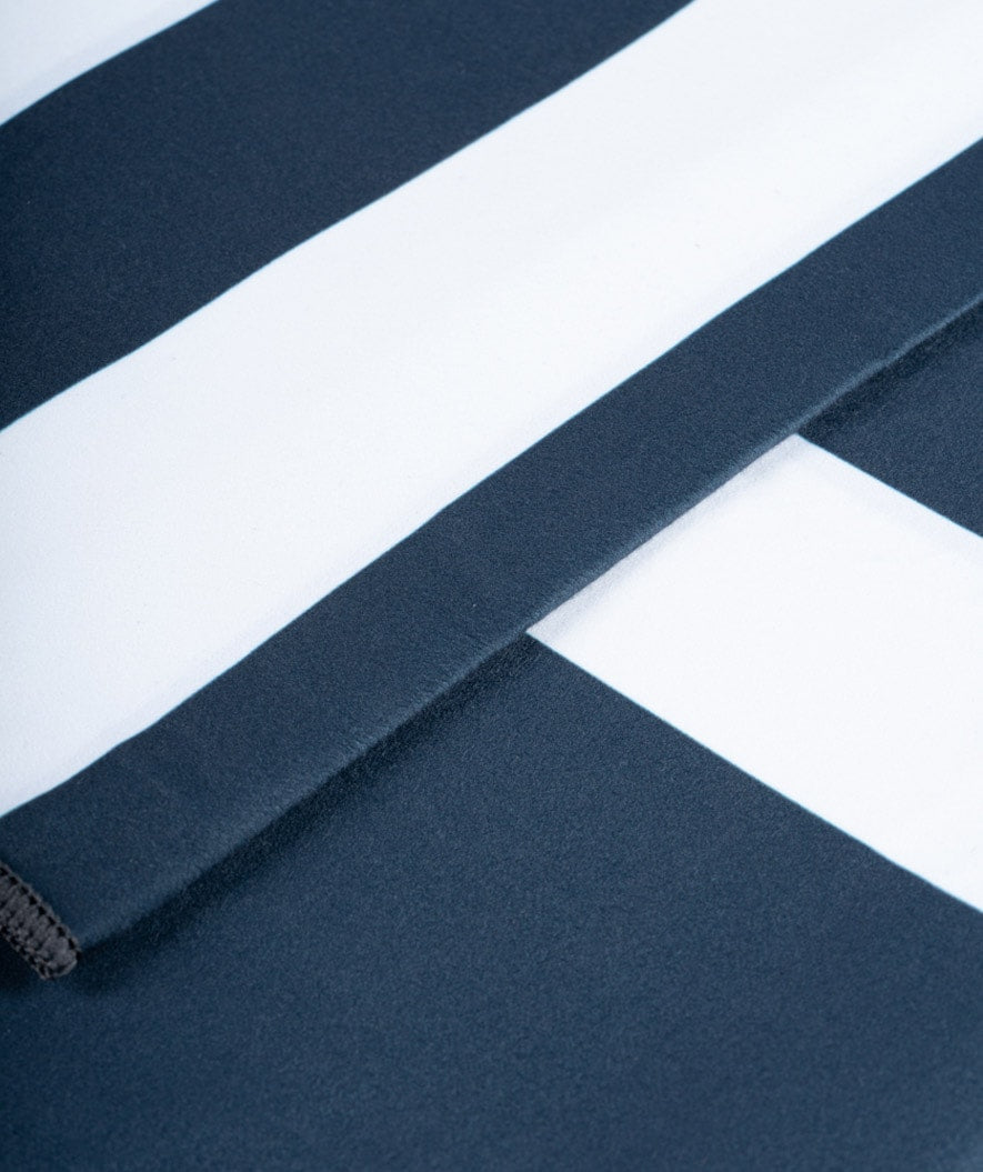 Watery mikrokuitupyyhe (160 x 80 cm) - Eco Nebraska - Tummansininen