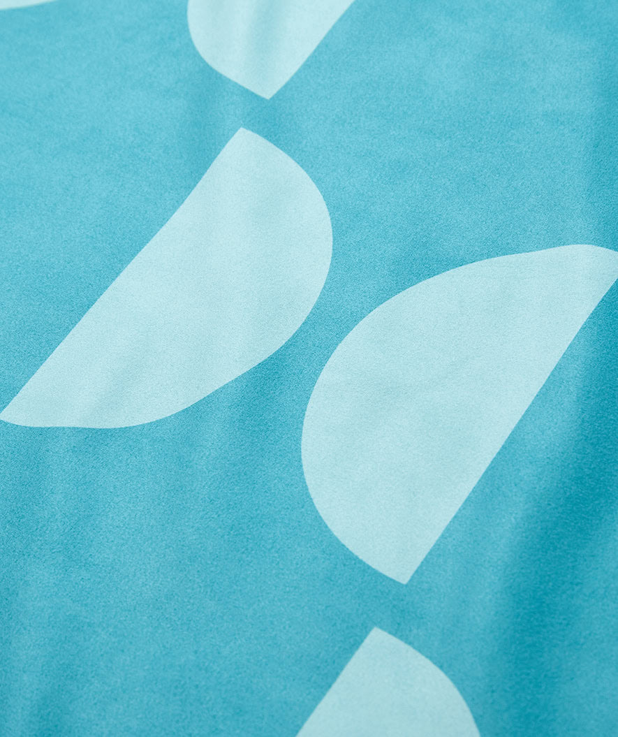 Watery mikrokuitupyyhe (175 x 110 cm) - Rafferty - Ocean Blue