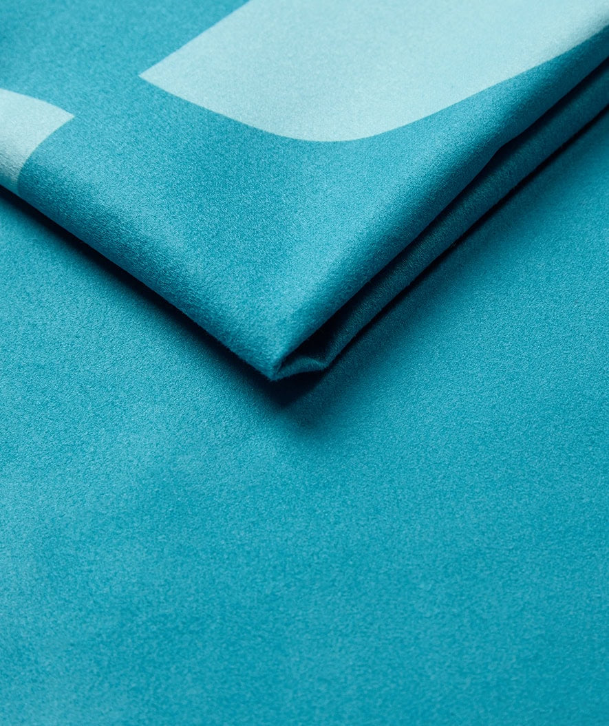 Watery mikrokuitupyyhe (175 x 110 cm) - Rafferty - Ocean Blue