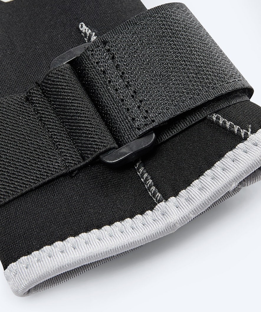 Watery neopreenihanskat - Reptile (3mm) - Musta