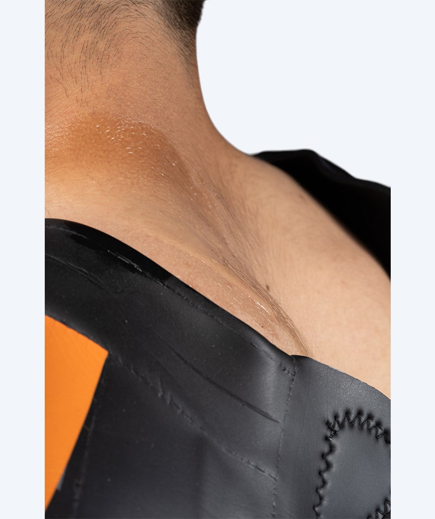 Watery hiertymiä ehkäisevä voide - uimareille