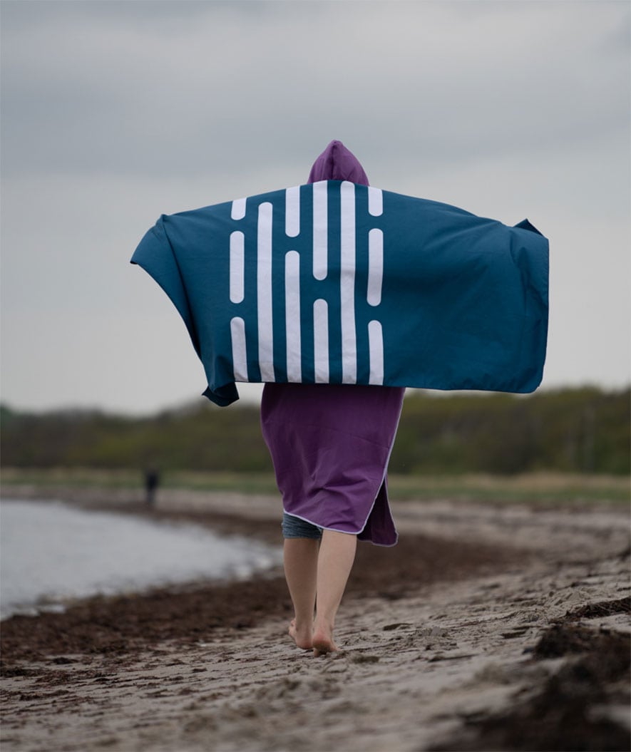 Watery mikrokuitupyyhe (160 x 80 cm) - Eco Nebraska - Tummansininen